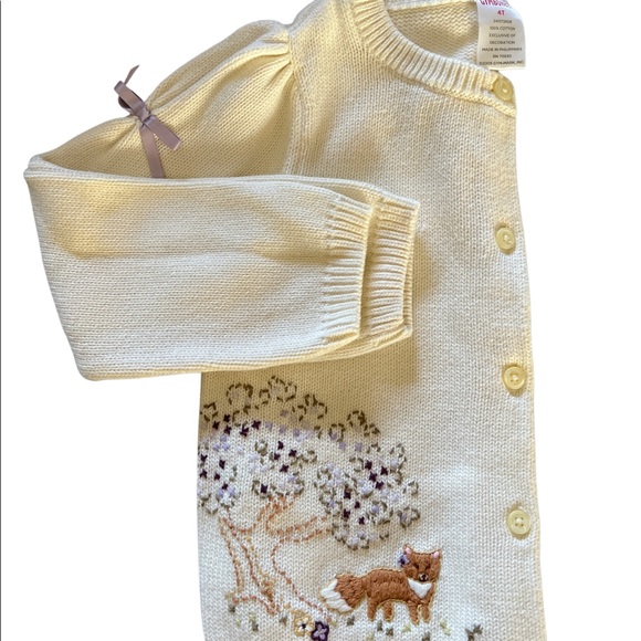 Bundle of 5 sweater and sweatshirt for girls 4T - Picture 3 of 8